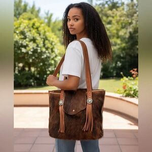 Cowhide Leather Fringe Tote | Western Boho Concho Bag | Excellent Condition